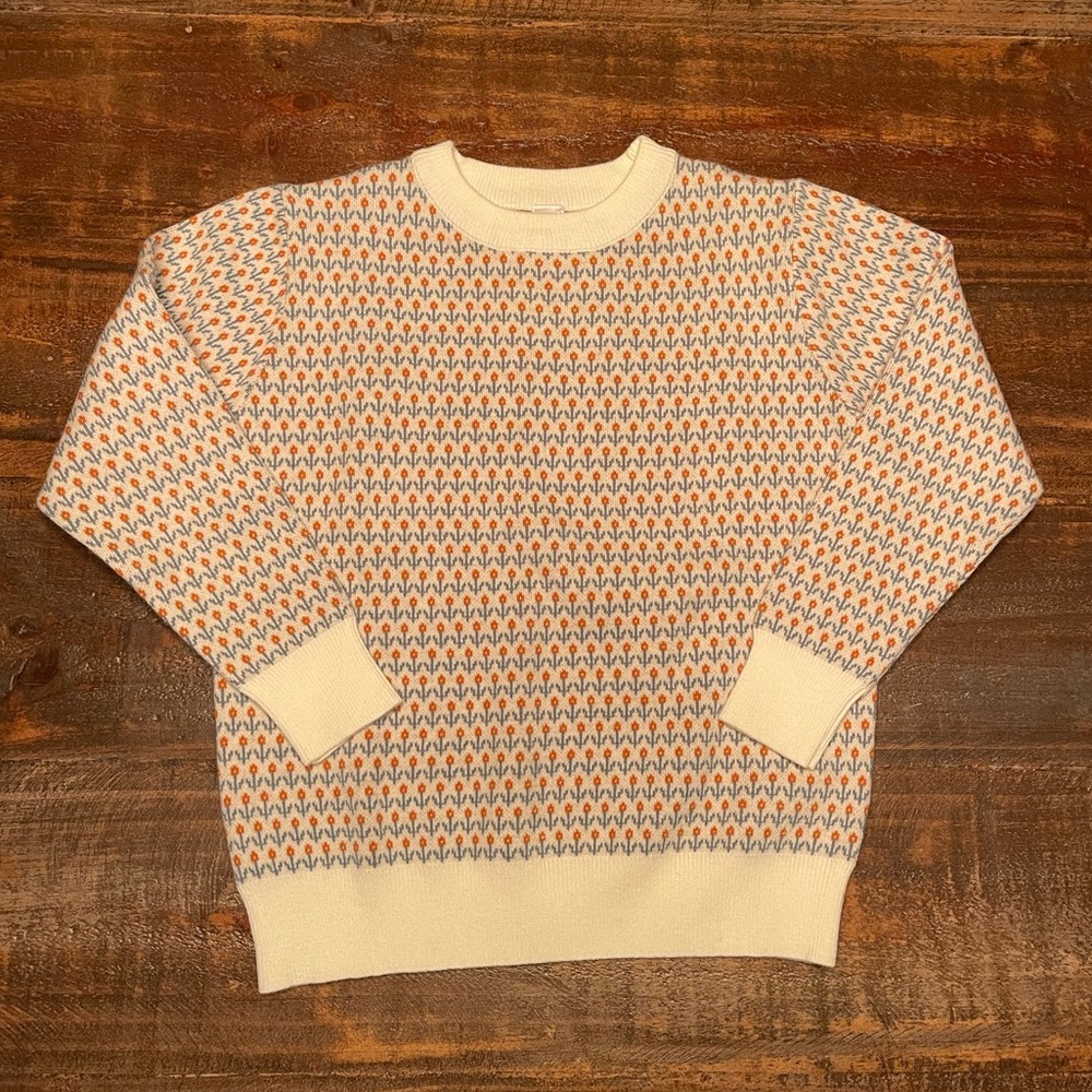 Flower sweater